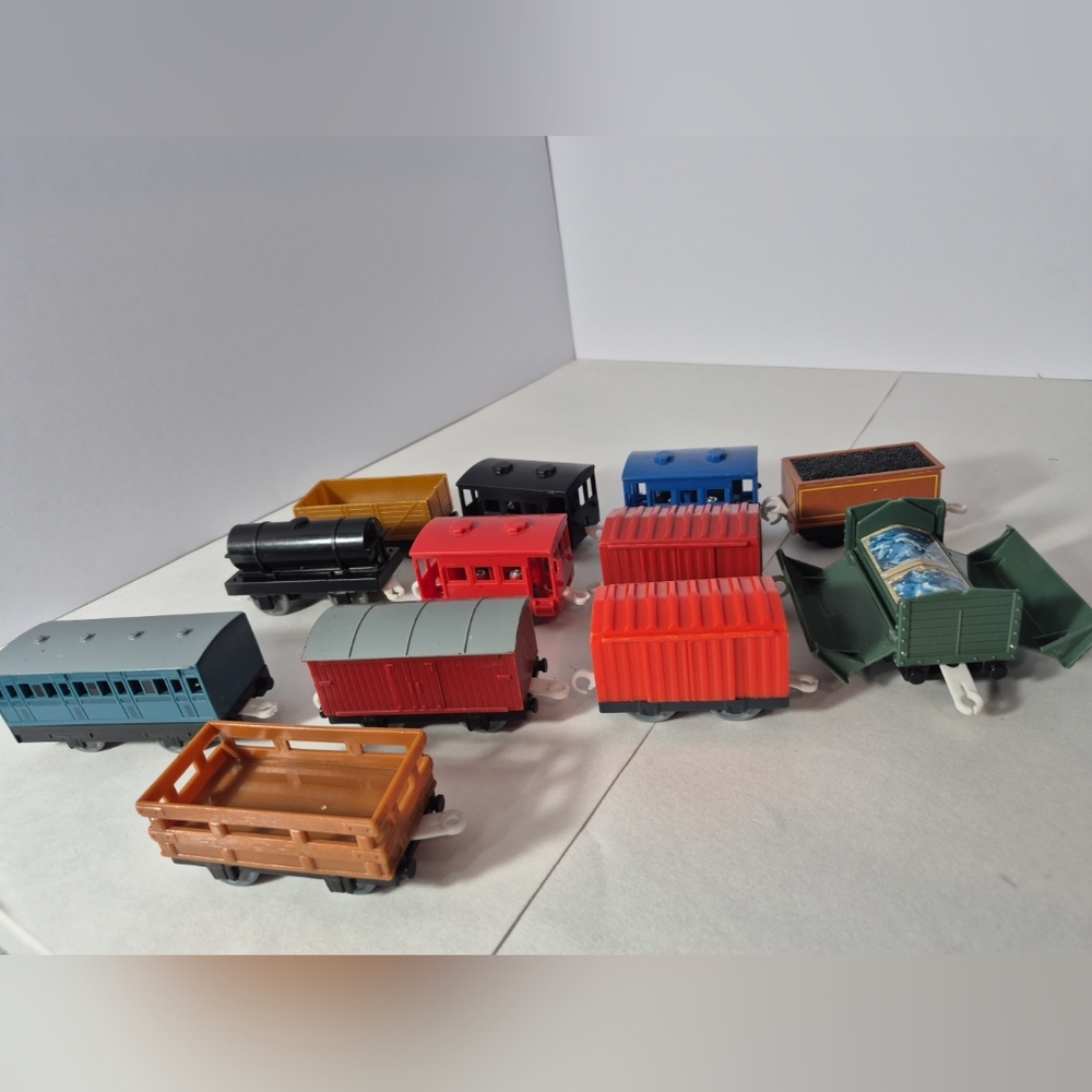 Thomas The Train Friends Caboose Van Car Cargo Trackmaster 2009/2010 Lot 12